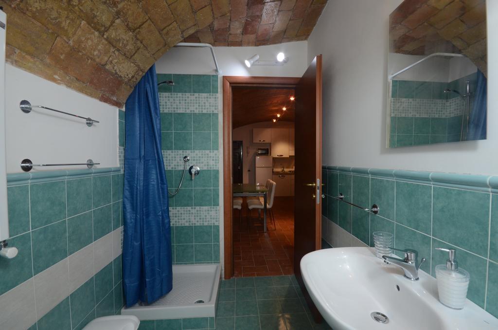 Sarzana House *