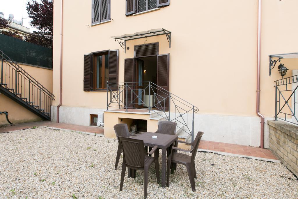 Apartment Sarzana House
