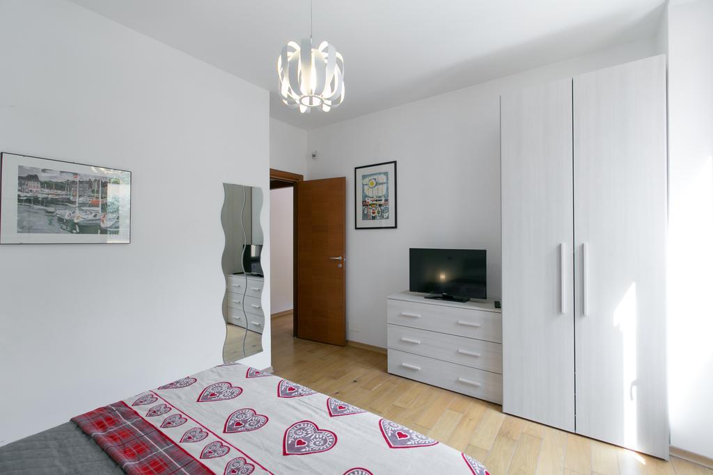 Sarzana House